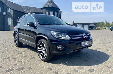 Внедорожник / Кроссовер Volkswagen Tiguan 2016 в Киеве