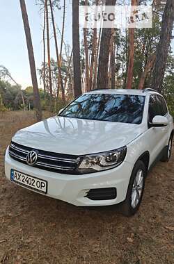 Внедорожник / Кроссовер Volkswagen Tiguan 2017 в Харькове