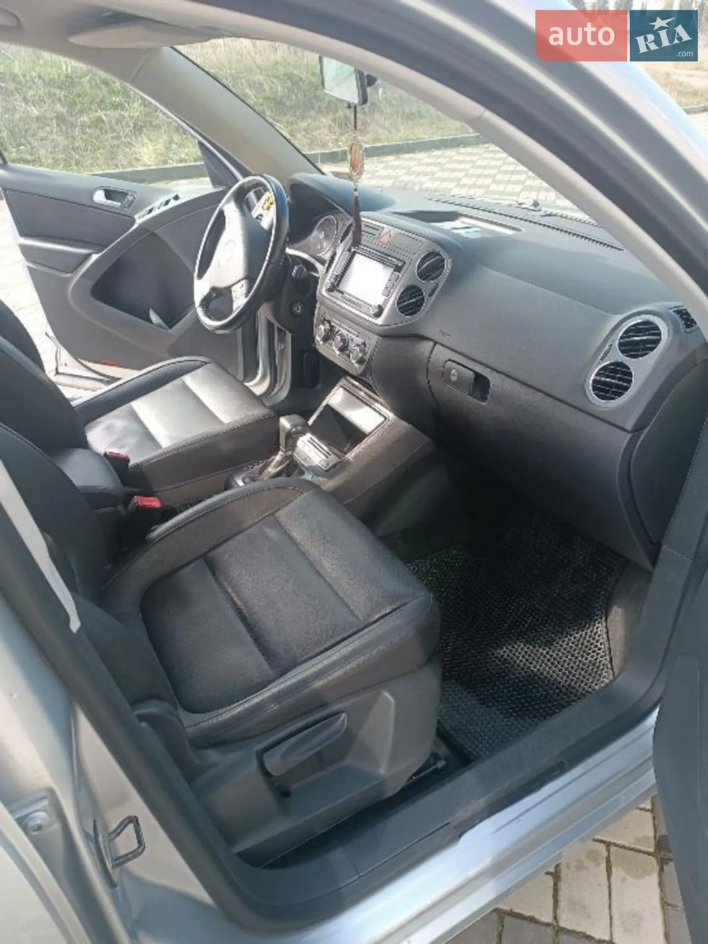 2010 Volkswagen Tiguan - мініатюра 6