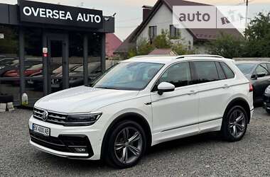 Внедорожник / Кроссовер Volkswagen Tiguan 2017 в Хмельницком