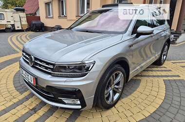 Позашляховик / Кросовер Volkswagen Tiguan 2017 в Ковелі