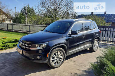 Внедорожник / Кроссовер Volkswagen Tiguan 2013 в Червонограде