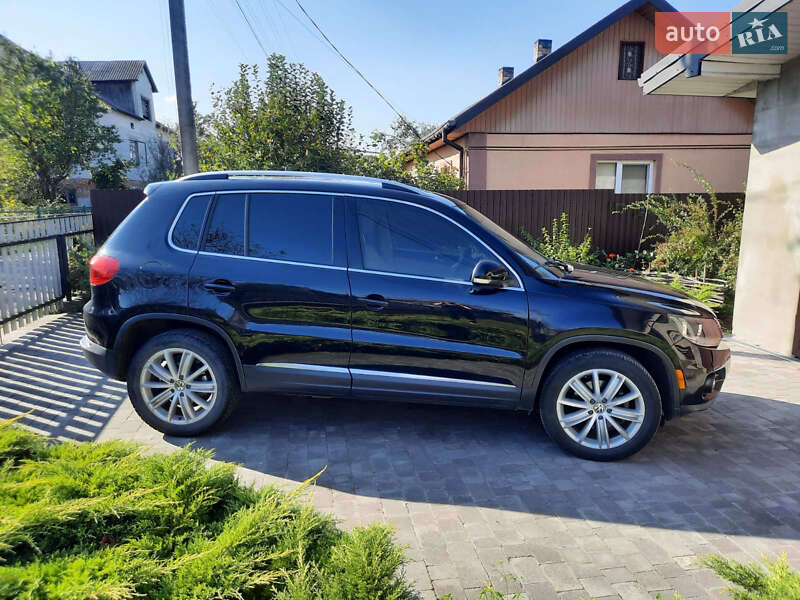Внедорожник / Кроссовер Volkswagen Tiguan 2013 в Шептицькому