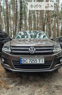 Внедорожник / Кроссовер Volkswagen Tiguan 2012 в Львове