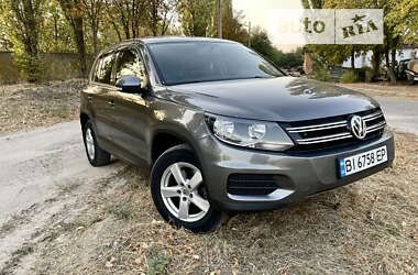 Позашляховик / Кросовер Volkswagen Tiguan 2013 в Краснограді