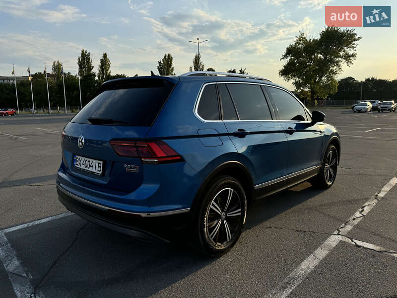 Внедорожник / Кроссовер Volkswagen Tiguan 2017 в Днепре