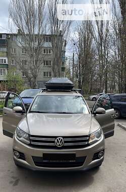 Внедорожник / Кроссовер Volkswagen Tiguan 2012 в Одессе