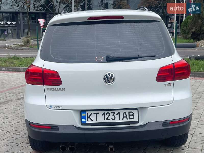 Внедорожник / Кроссовер Volkswagen Tiguan 2016 в Ивано-Франковске