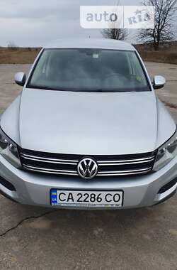 Позашляховик / Кросовер Volkswagen Tiguan 2014 в Києві