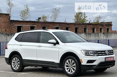 Внедорожник / Кроссовер Volkswagen Tiguan 2019 в Тернополе