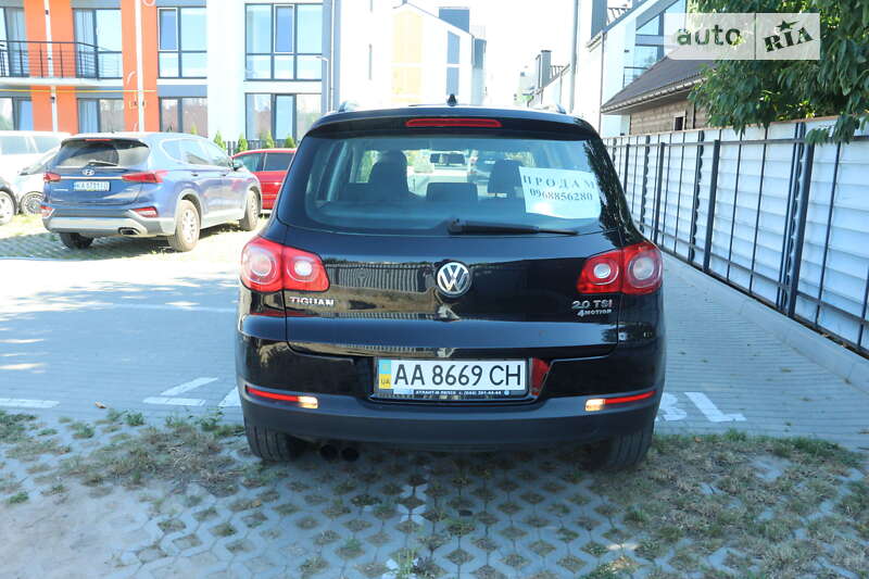 Внедорожник / Кроссовер Volkswagen Tiguan 2011 в Киеве