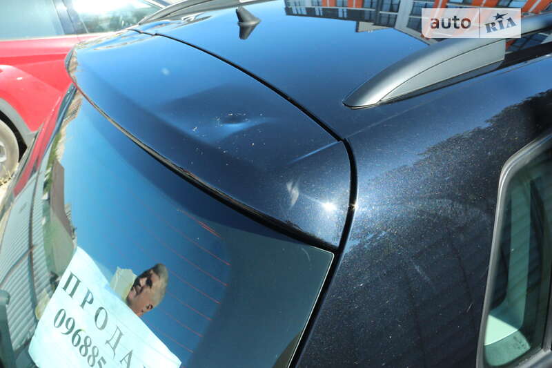 Внедорожник / Кроссовер Volkswagen Tiguan 2011 в Киеве