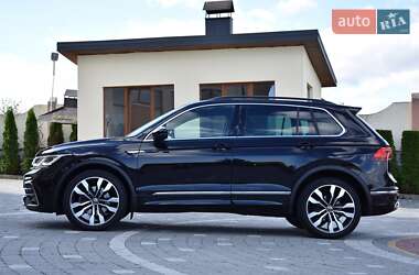 Внедорожник / Кроссовер Volkswagen Tiguan 2021 в Львове