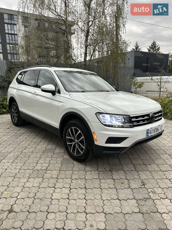 Внедорожник / Кроссовер Volkswagen Tiguan 2019 в Ужгороде