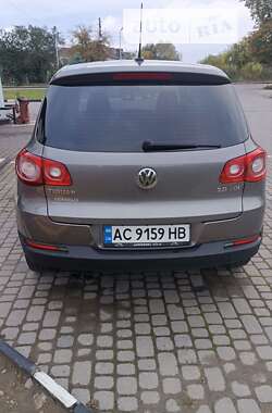 Внедорожник / Кроссовер Volkswagen Tiguan 2008 в 
