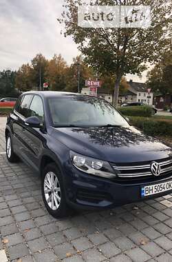 Внедорожник / Кроссовер Volkswagen Tiguan 2013 в Тростянце