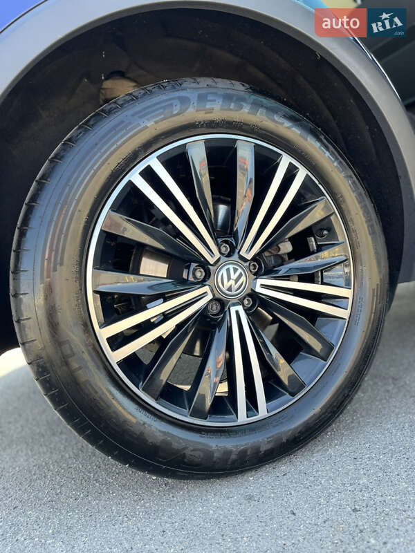 Внедорожник / Кроссовер Volkswagen Tiguan 2019 в Виннице