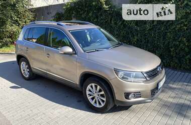 Позашляховик / Кросовер Volkswagen Tiguan 2013 в Тернополі