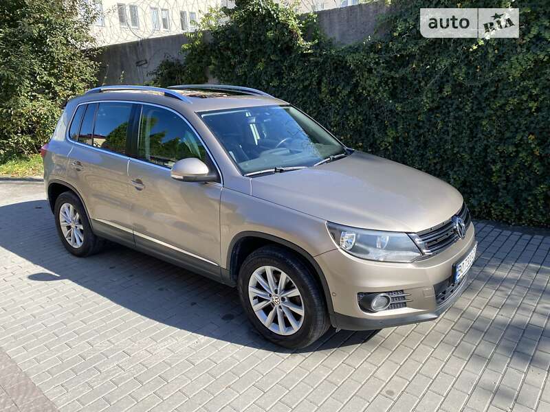 Позашляховик / Кросовер Volkswagen Tiguan 2013 в Тернополі