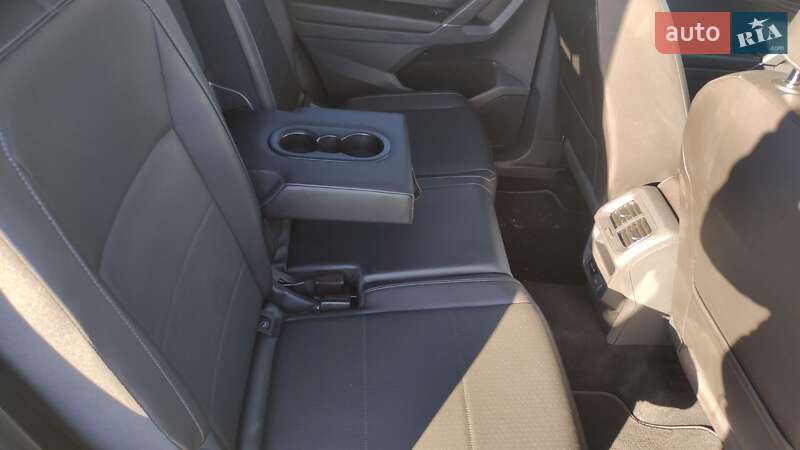 Внедорожник / Кроссовер Volkswagen Tiguan 2017 в Житомире