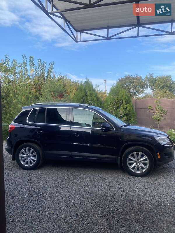 Внедорожник / Кроссовер Volkswagen Tiguan 2008 в Днепре