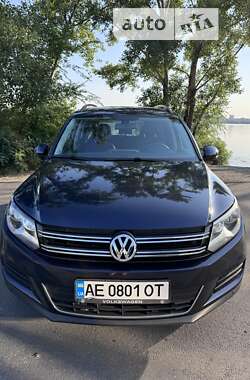 Позашляховик / Кросовер Volkswagen Tiguan 2016 в Дніпрі