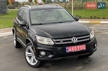 Позашляховик / Кросовер Volkswagen Tiguan 2015 в Ірпені