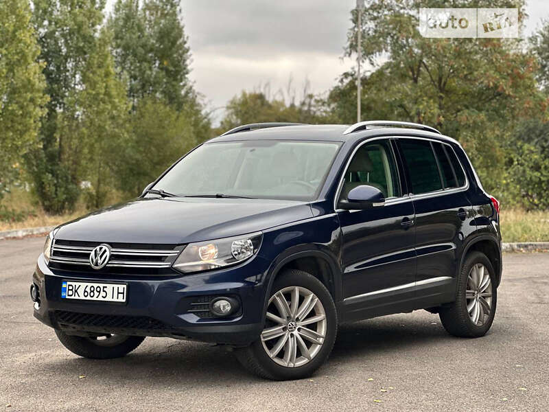 Внедорожник / Кроссовер Volkswagen Tiguan 2012 в Днепре