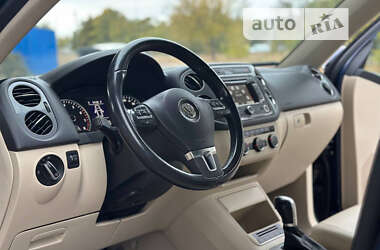 Внедорожник / Кроссовер Volkswagen Tiguan 2012 в Днепре