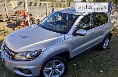 Внедорожник / Кроссовер Volkswagen Tiguan 2016 в Чернигове