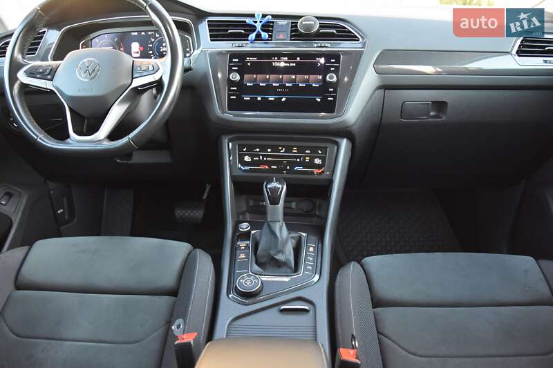 Внедорожник / Кроссовер Volkswagen Tiguan 2021 в Трускавце