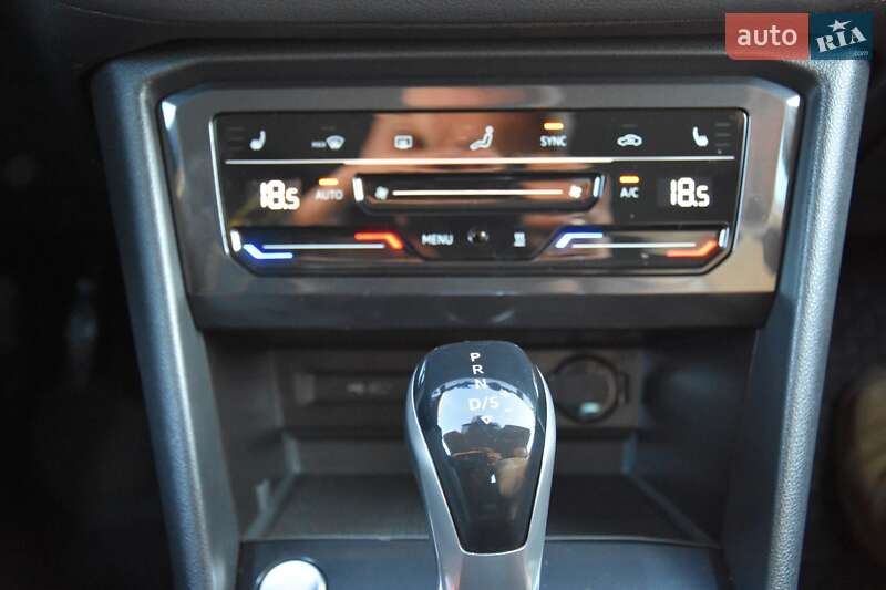 Внедорожник / Кроссовер Volkswagen Tiguan 2021 в Трускавце