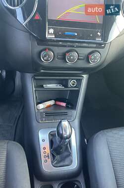 Внедорожник / Кроссовер Volkswagen Tiguan 2013 в 