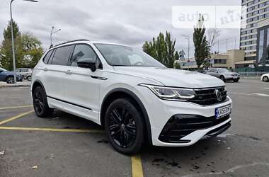 Позашляховик / Кросовер Volkswagen Tiguan 2022 в Києві