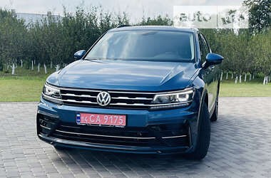 Внедорожник / Кроссовер Volkswagen Tiguan 2018 в Черновцах