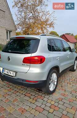 Внедорожник / Кроссовер Volkswagen Tiguan 2013 в 