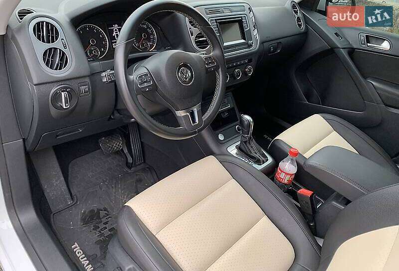 Внедорожник / Кроссовер Volkswagen Tiguan 2016 в Киеве фото 32 Внедорожник / Кроссовер Volkswagen Tiguan 2016 в Киеве