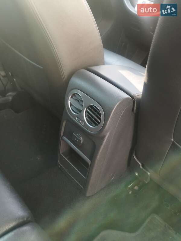 Внедорожник / Кроссовер Volkswagen Tiguan 2017 в Полтаве