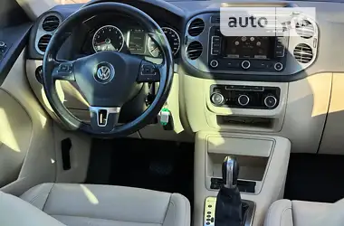 Volkswagen Tiguan 2012