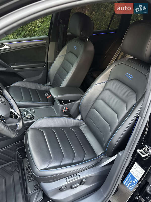 Внедорожник / Кроссовер Volkswagen Tiguan 2022 в Днепре