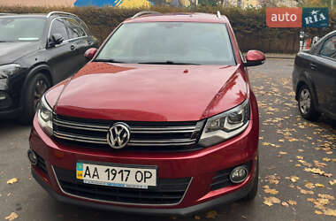 Позашляховик / Кросовер Volkswagen Tiguan 2014 в Києві