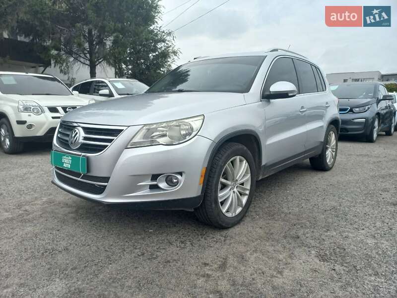 Volkswagen Tiguan 2011
