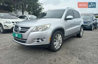 Внедорожник / Кроссовер Volkswagen Tiguan 2011 в 