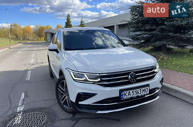 Позашляховик / Кросовер Volkswagen Tiguan 2022 в Києві