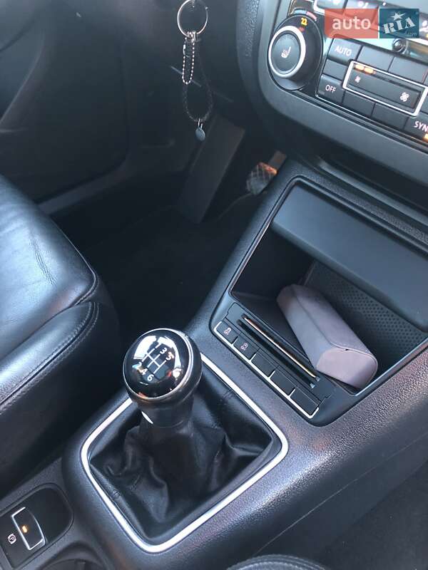 Внедорожник / Кроссовер Volkswagen Tiguan 2012 в Хмельницком фото 29 Внедорожник / Кроссовер Volkswagen Tiguan 2012 в Хмельницком
