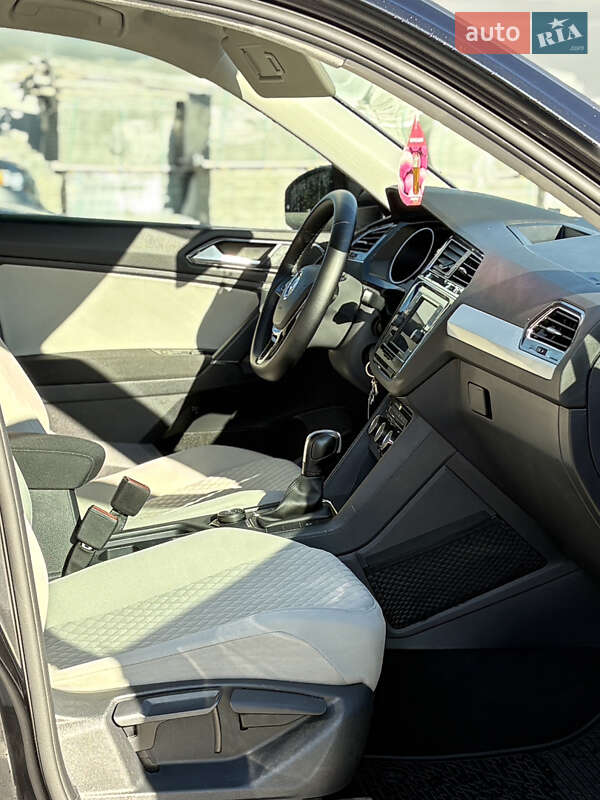Внедорожник / Кроссовер Volkswagen Tiguan 2018 в Луцке