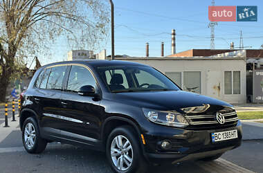 Позашляховик / Кросовер Volkswagen Tiguan 2015 в Львові