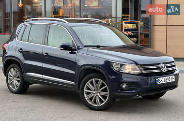 Позашляховик / Кросовер Volkswagen Tiguan 2012 в Дніпрі