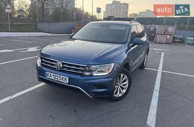 Внедорожник / Кроссовер Volkswagen Tiguan 2018 в Киеве