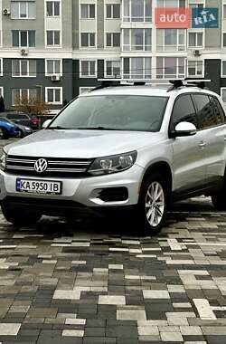 Позашляховик / Кросовер Volkswagen Tiguan 2017 в Ірпені